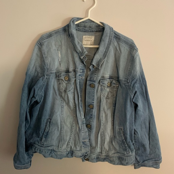 Torrid distressed denim jacket - Picture 1 of 1